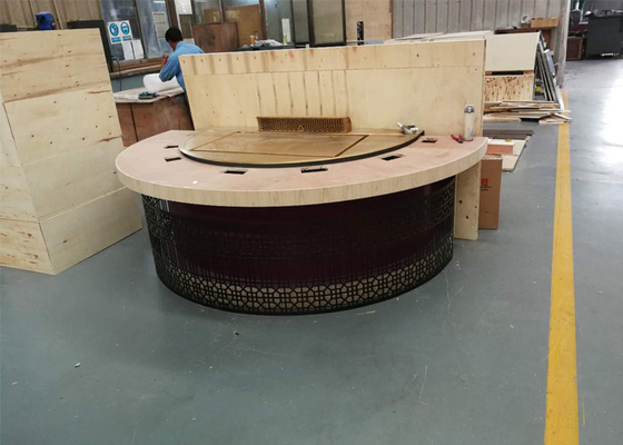 Restaurant Japanese Teppanyaki Grill With Semi Circle Table Top Decoration